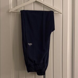 Alo Navy sweatpants